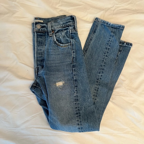 Levi’s High-waisted Skinny Jeans - Picture 1 of 5